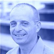 Ingeniero con amplia experiencia en la docencia